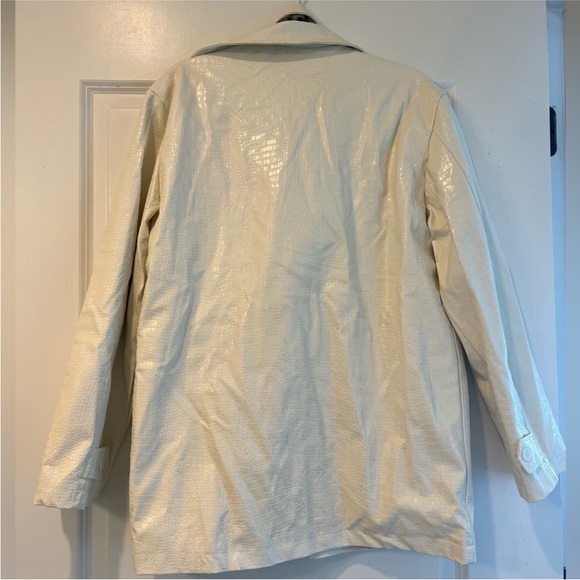 Lioness Crocodile Faux Leather Blazer/Dress - Picture 3 of 8